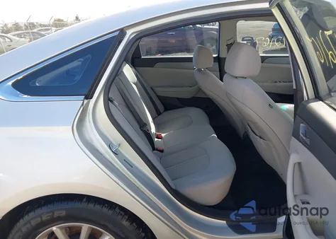 2018 Hyundai Sonata Se z USA, uszkodzony, nr VIN 5NPE24AF9JH607755